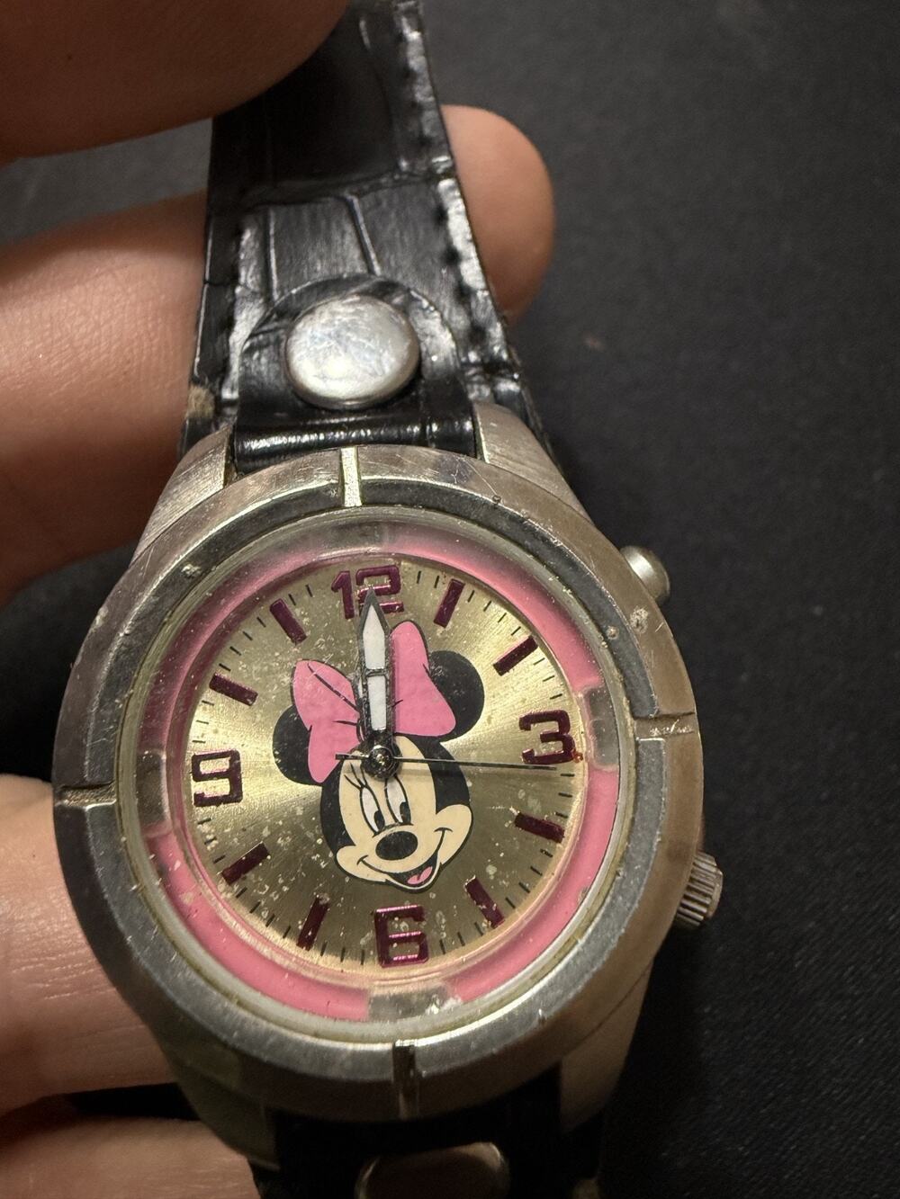 Vintage Disney Minnie Mouse Flashing Light Up Watch Light Works Wide Cuff Band